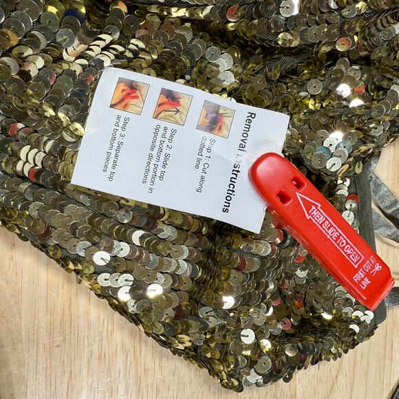 Mac Duggal NWT One Shoulder Bell Sleeve Sequin Gown Gold Size 6 Metallic Slit - Picture 11 of 11